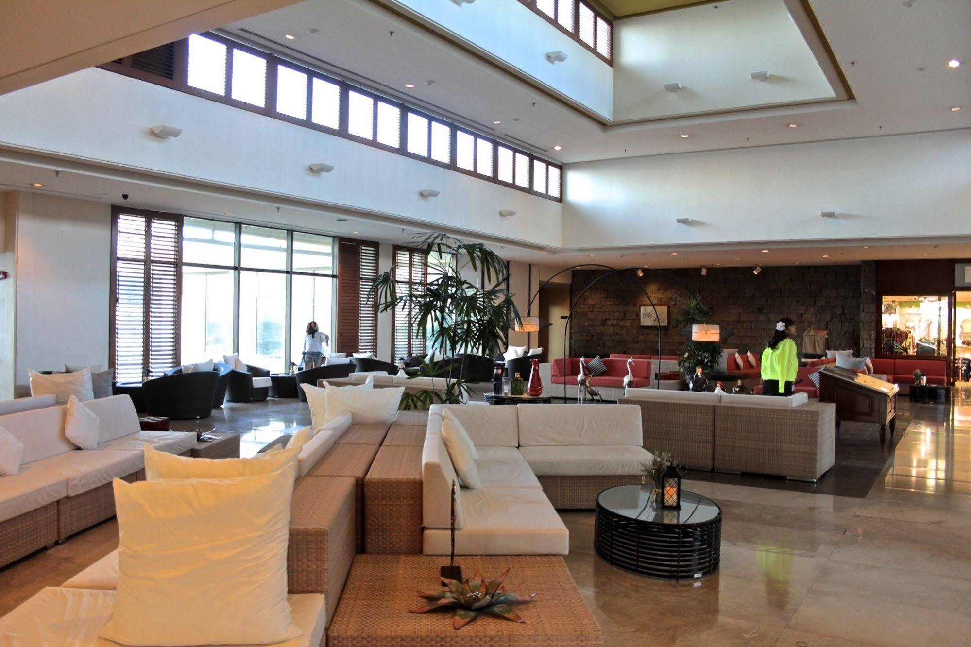 Pacific Star Resort & Spa Tamuning Extérieur photo