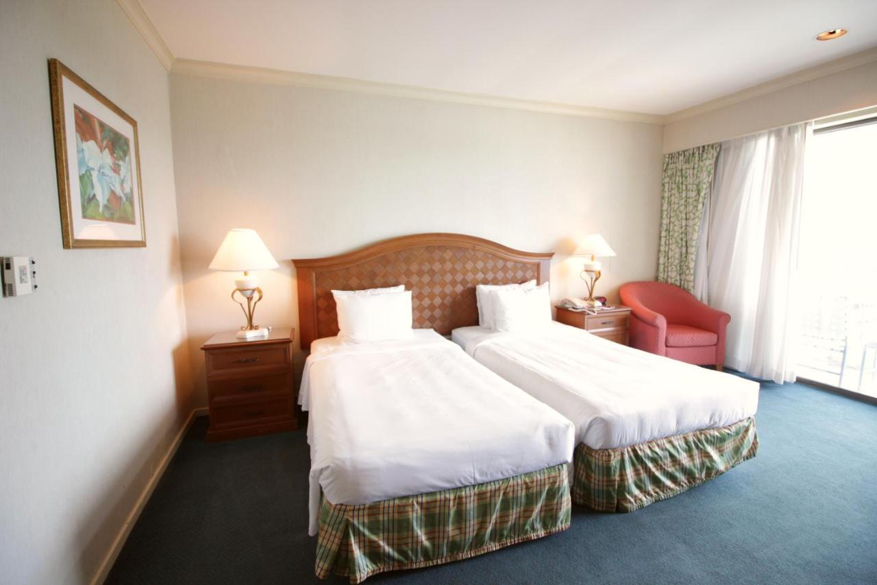 Pacific Star Resort & Spa Tamuning Extérieur photo