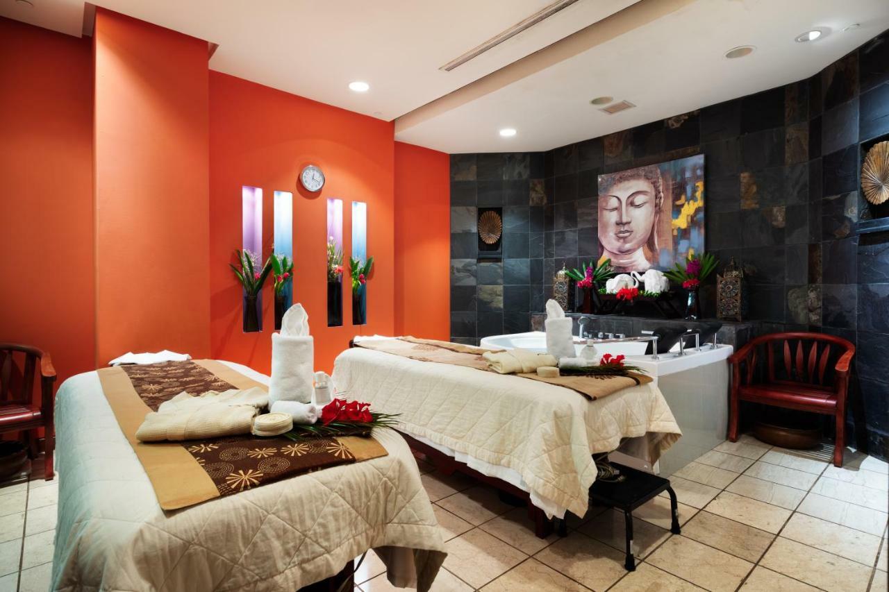 Pacific Star Resort & Spa Tamuning Extérieur photo