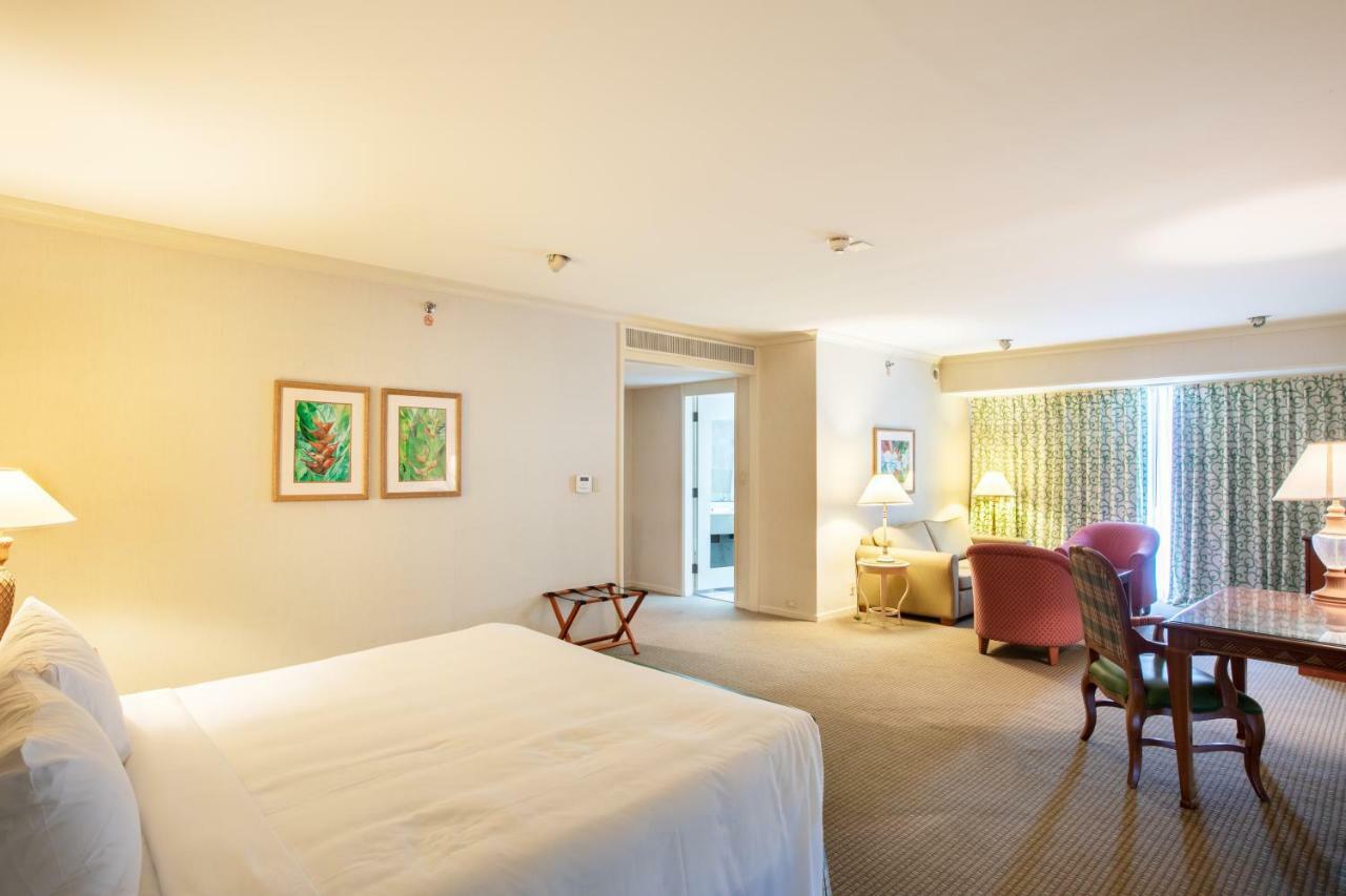 Pacific Star Resort & Spa Tamuning Extérieur photo